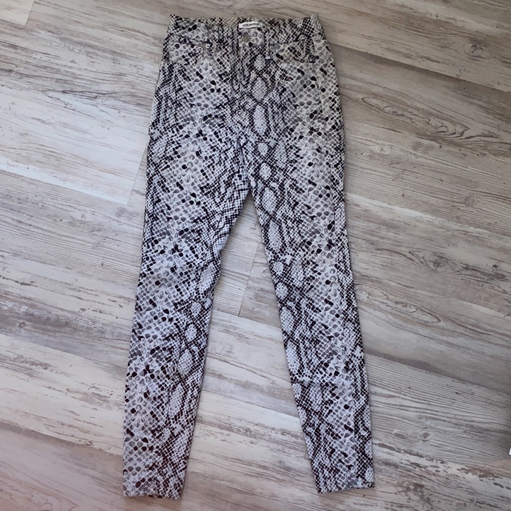 GOOD AMERICAN | GOOD WAIST SKINNY JEANS